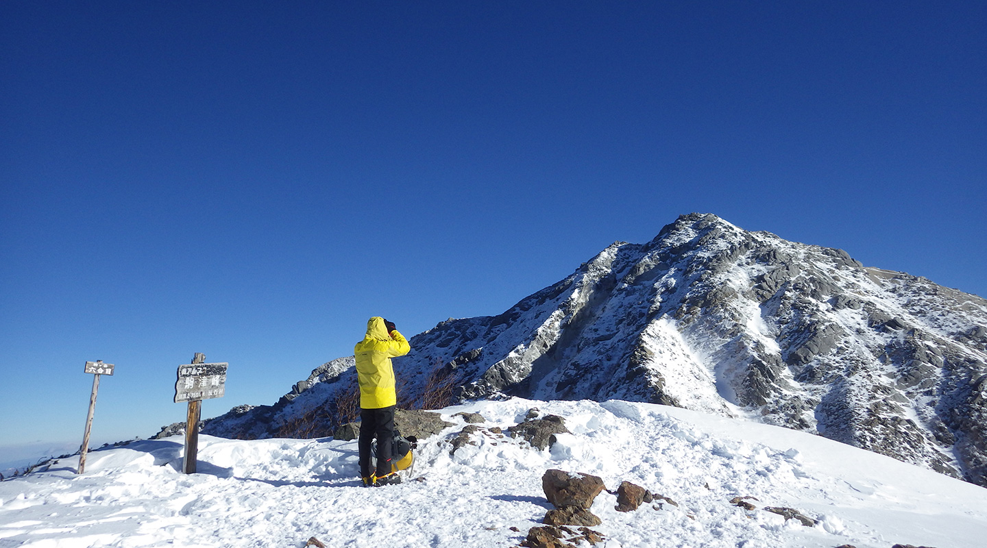 年末年始 雪山登山 南アルプス 甲斐駒ケ岳