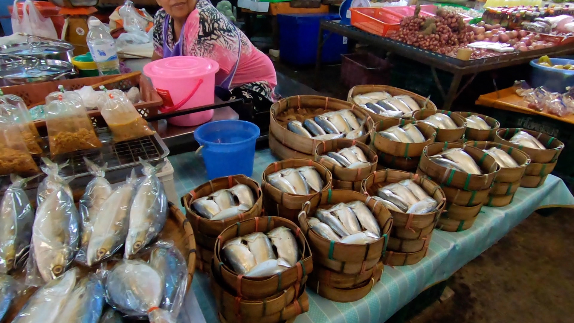 タイ　ドンムアン　市場